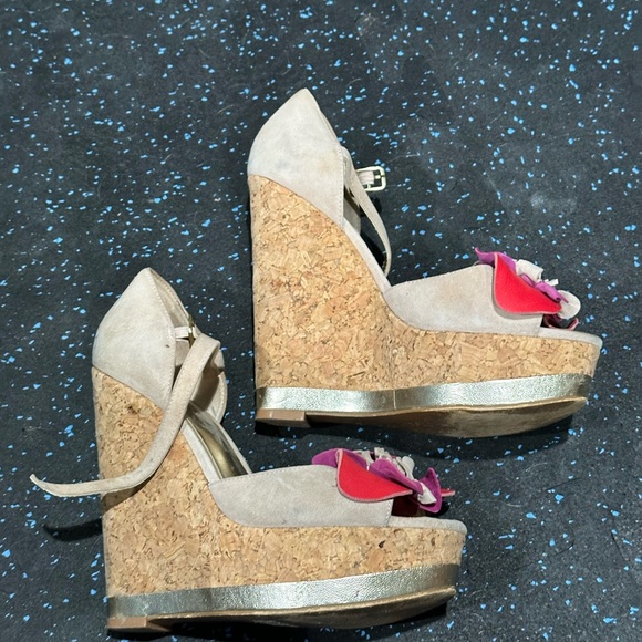 Charles by Charles David cork platform wedge suede flowers 6.5 - Picture 2 of 9